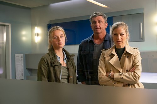 Bachmeierfamilien og Martin Gruber i ZDF's Bjerglægen sæson 16 episode 1
